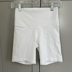 Aritzia TNA Biker Shorts